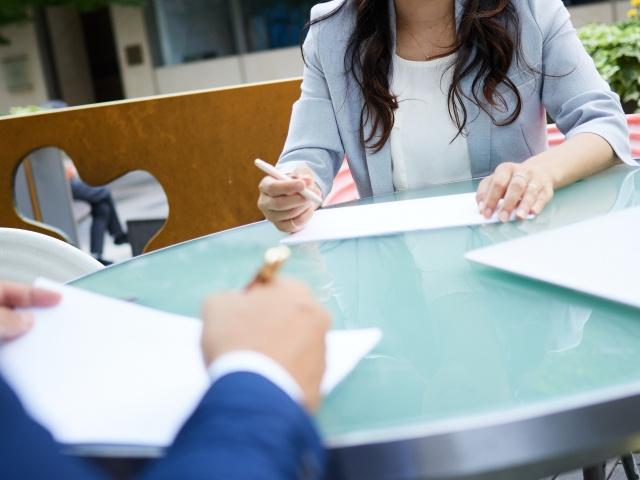 カフェで打ち合わせ