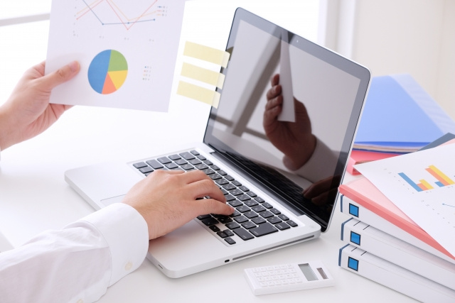 オフィスにおけるフリーアドレスの効果について