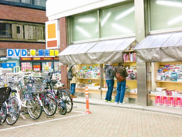 新橋で書店に行くならどれがおすすめ？個性で選ぶ本屋選び！