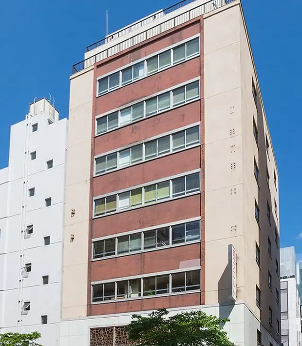 天翔オフィス新橋赤レンガ通りANNEX（港区新橋3-11-8）・新橋駅周辺の賃貸オフィス（貸事務所）のサムネイル画像